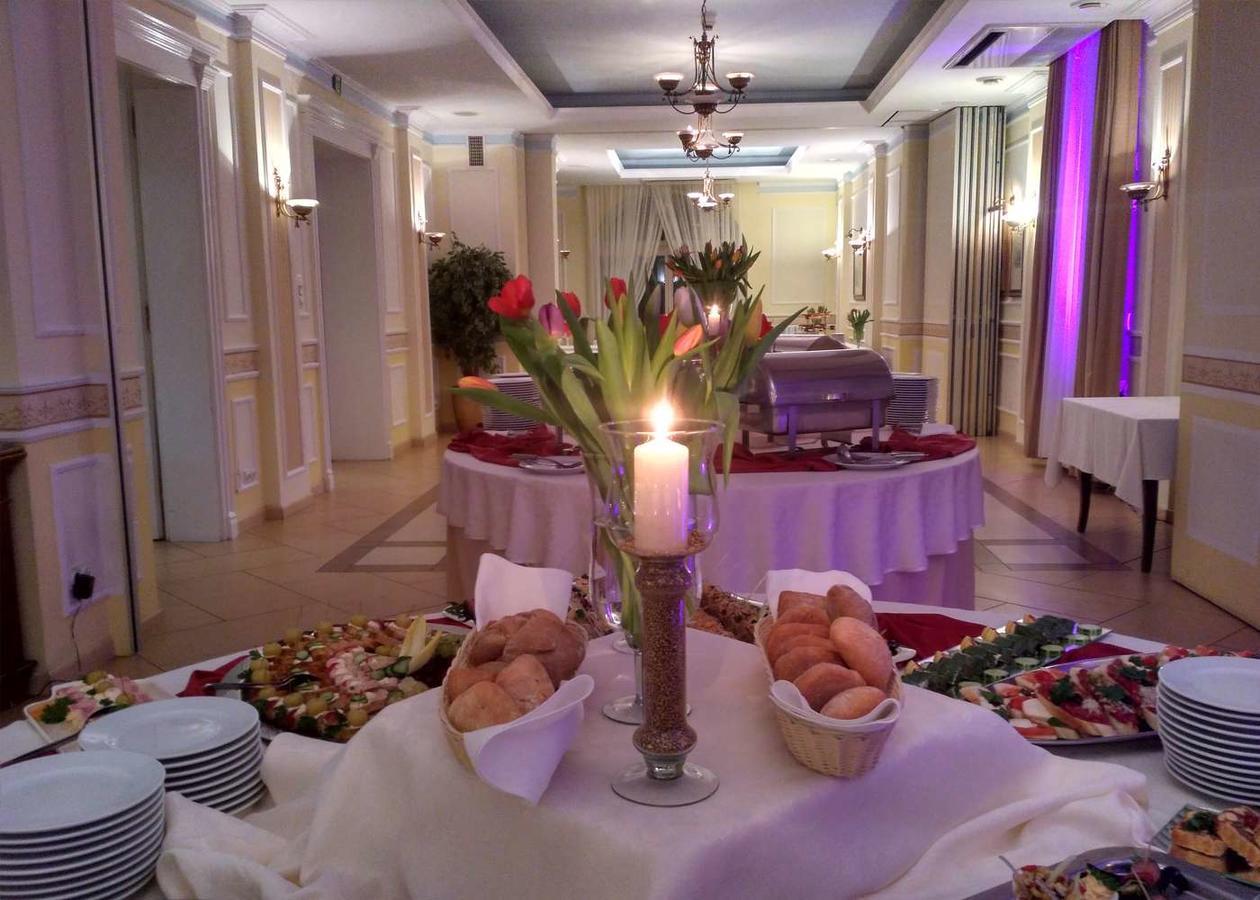 Villa Royal Острув-Велькопольський Екстер'єр фото